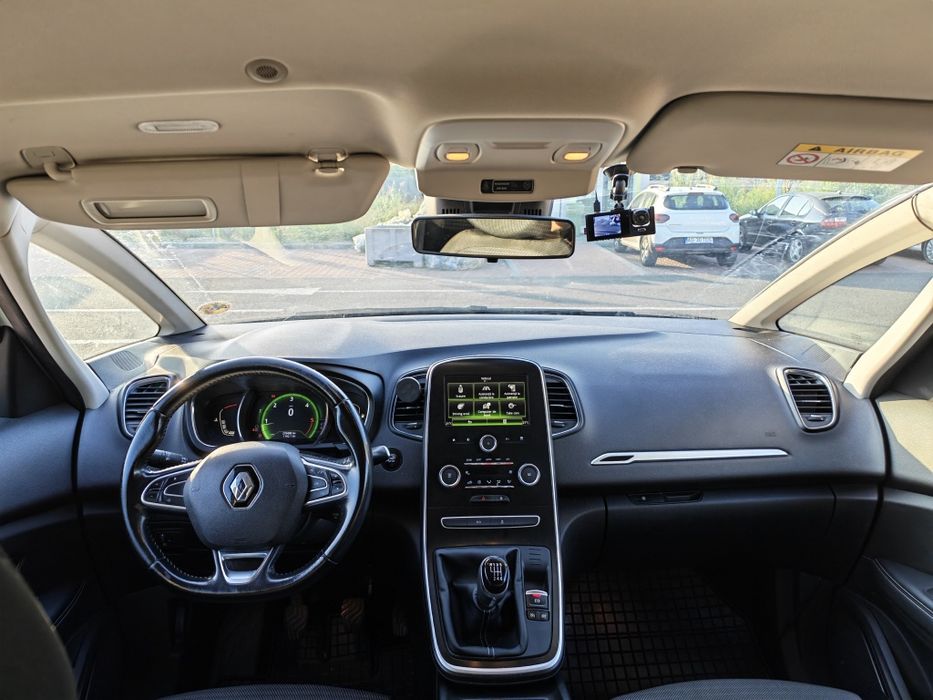Vând Renault Grand Scenic