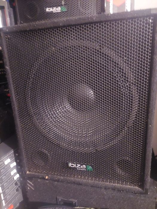 Boxa aktiva de vanzare