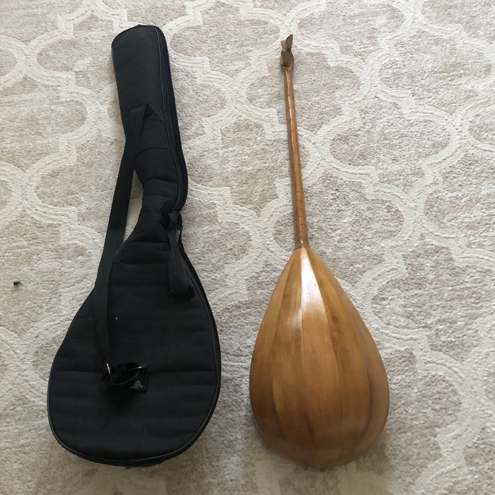 Домбра с чехлом