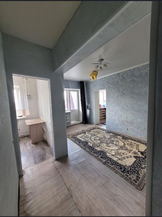 Продам квартиру  2х комнатной