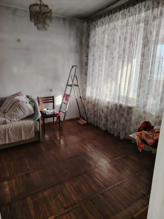 Продам квартиру 4-х комнатную