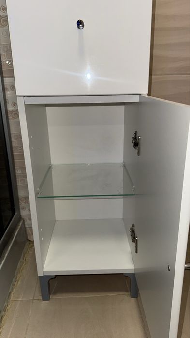 Dulap baie 3 compartimente – alb, mobilier depozitare