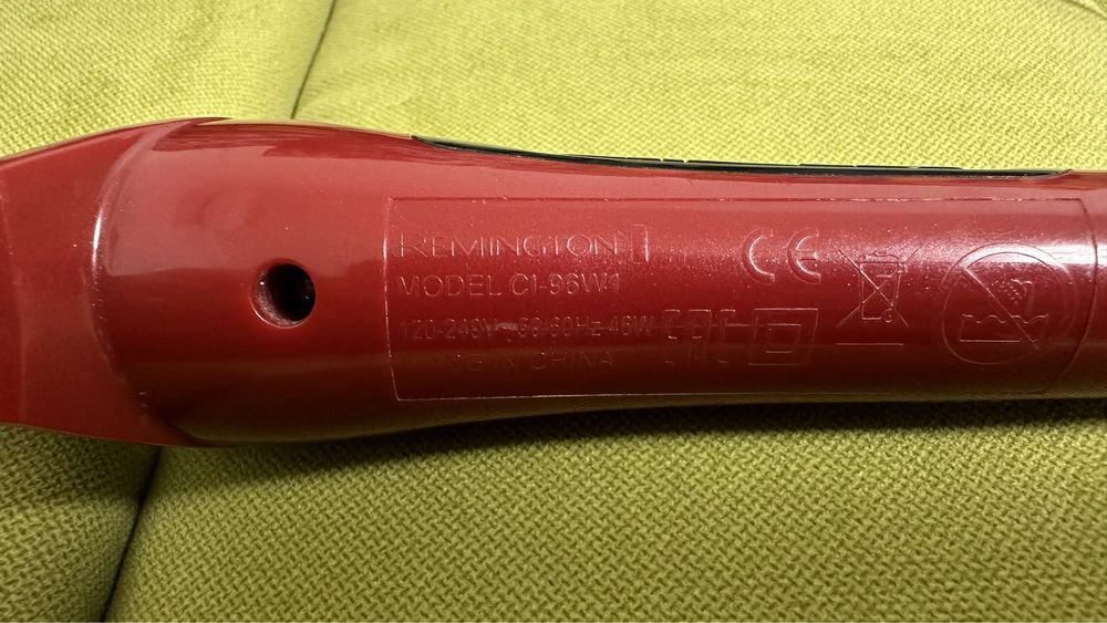 Ondulator conic Remington Silk Curling Wand