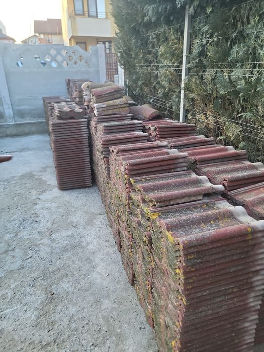 Țiglă acoperiș cu tot cu coame 140-150m2 de culoare roșie
