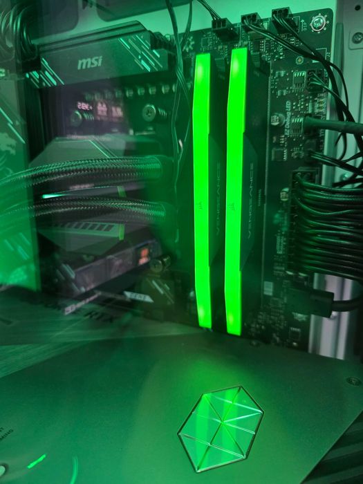 Corsair Vengeance RGB 32GB, DDR5-6400MHz, CL36, Dual ChanneL
