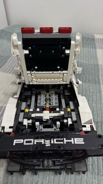 LEGO Technic Porsche 911 RSR