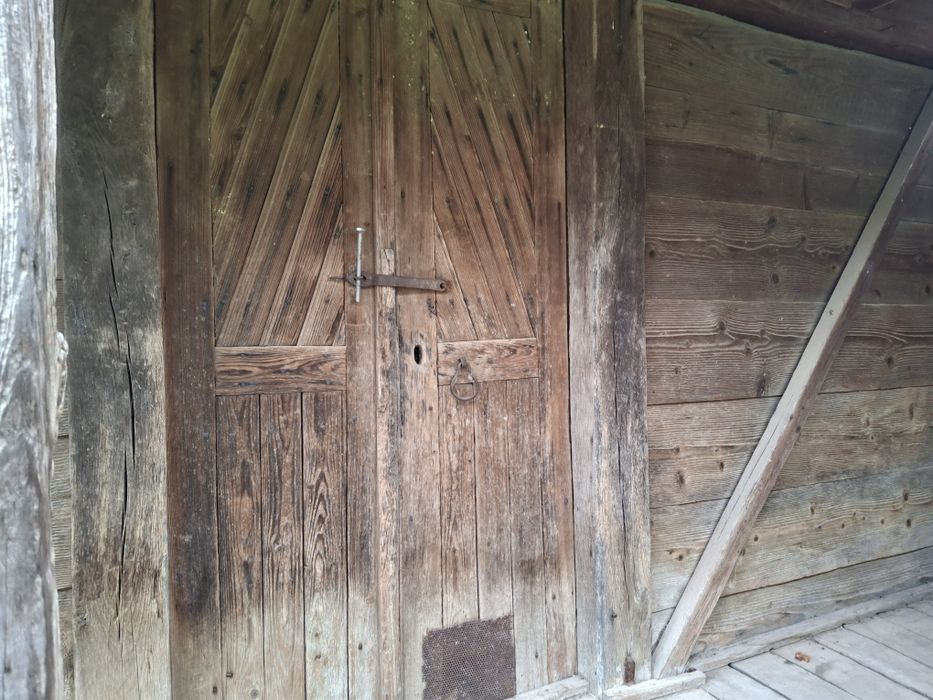 Vand hambar hambar pentru cerale vechi.