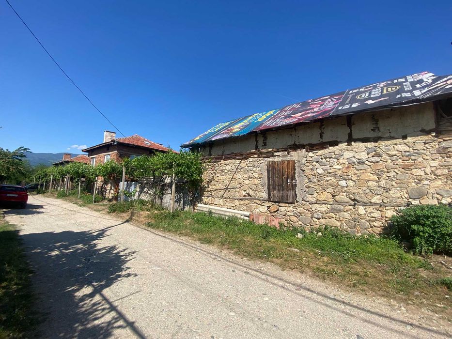 Къща в село Стоб, Кюстендилска област