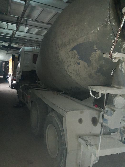 Продам автобетоносмеситель