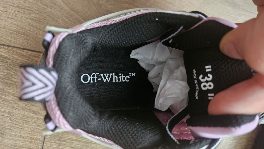 Off-White Be Right Back 38 Roz