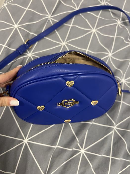 Синя чанта Love Moschino