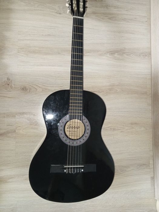 Гитара классическая