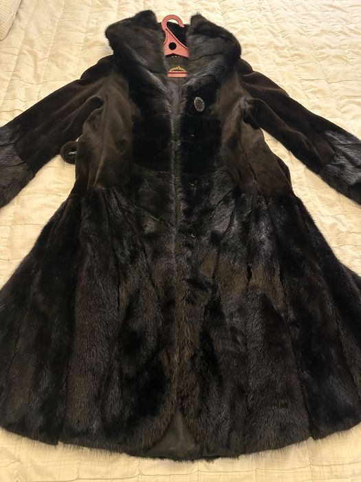 Шуба норковая 42-44 черная
