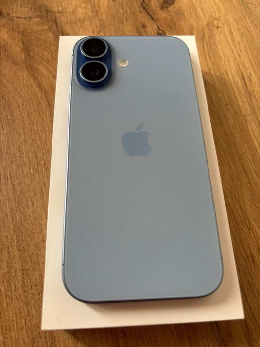 Iphone 17 256гб (счуоен дисплей)