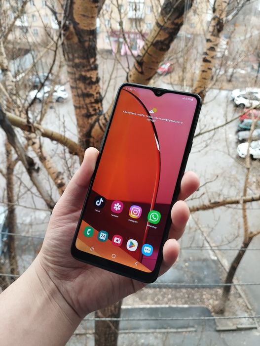 Продам телефон Пришахтинск