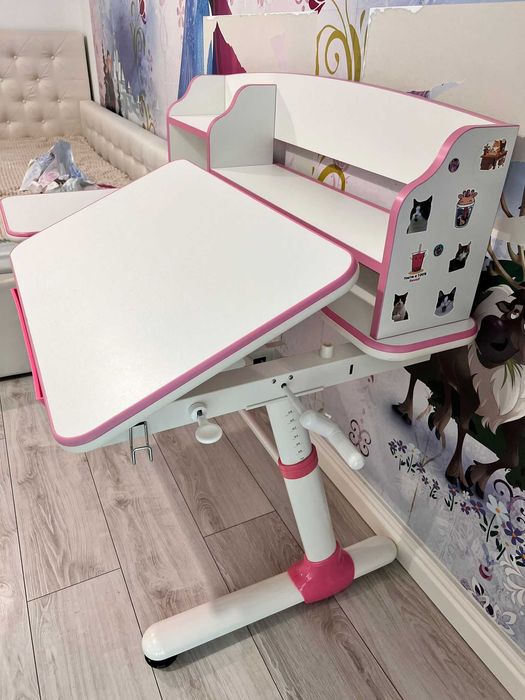 Dressing/Dulap+Birou+Scaun pentru copil