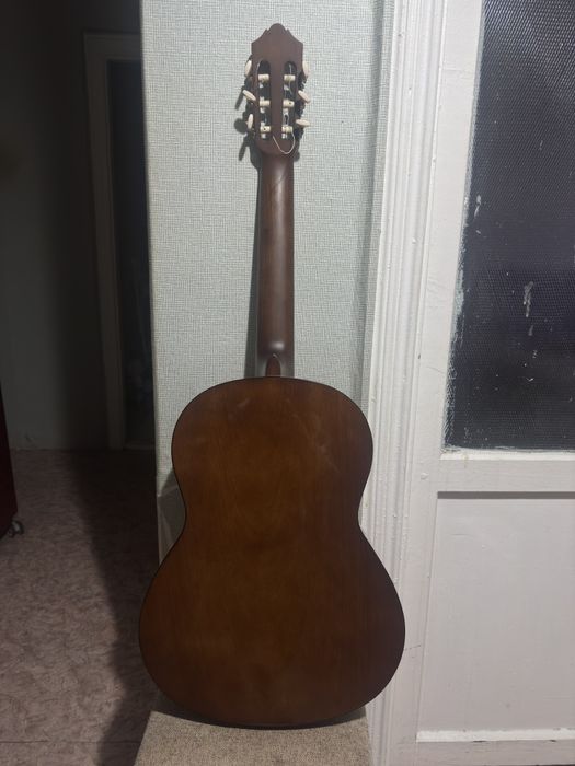 Yamaha C40, классическая гитара