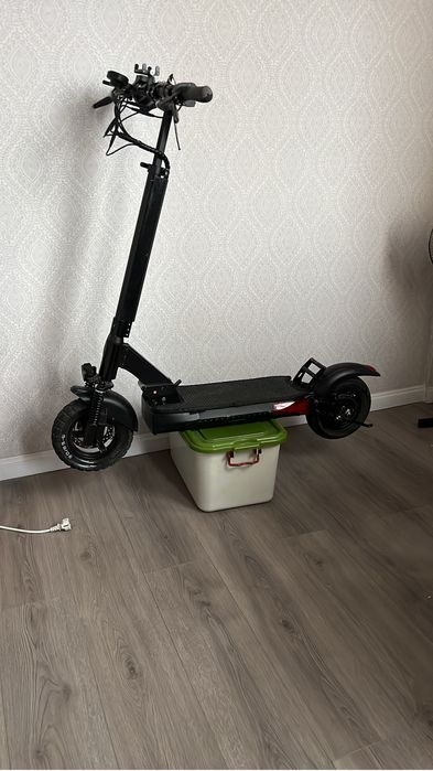 Самокат M4 pro 2025