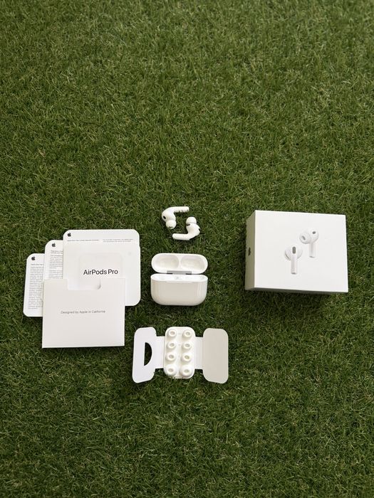 Air Pods Pro 3.   .