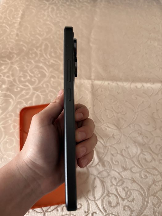 Продам Redmi Note 13 pro