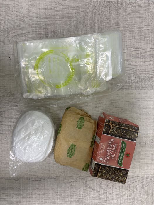 Възглавница за кърмене и 2 пуловера за кърмене