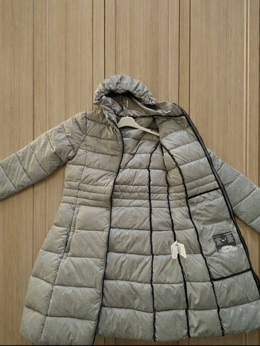 Продаётся  женский пуховик!!!