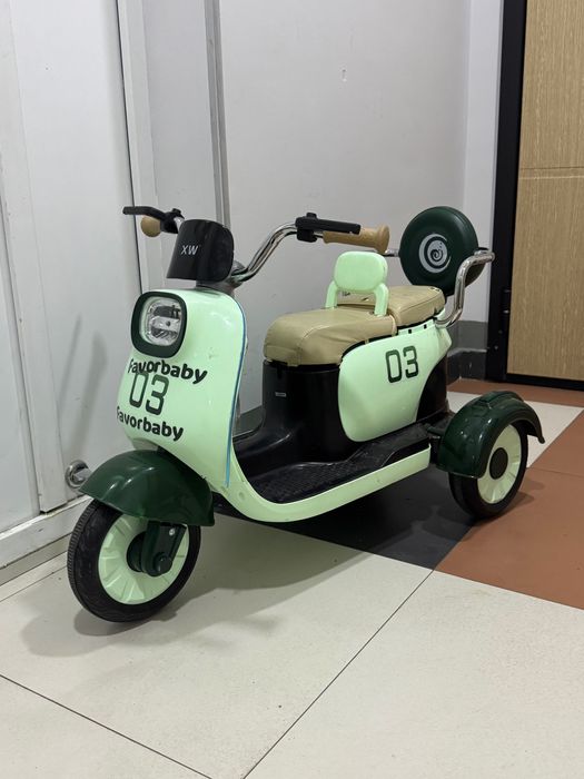 Электромобиль детский