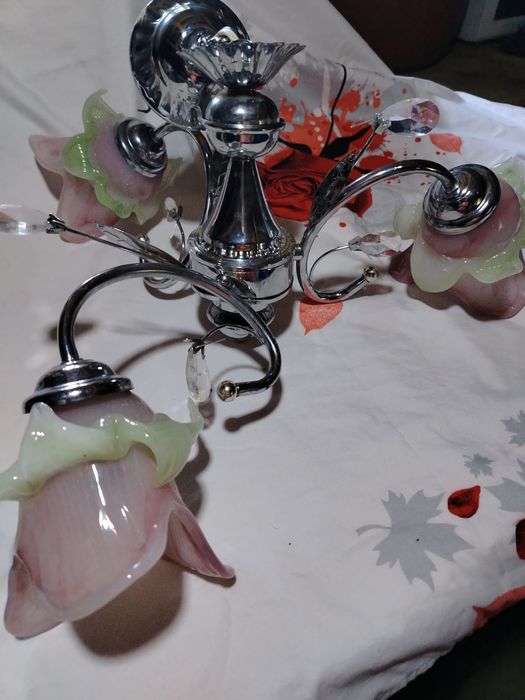 Lustra mare pentru camea/living