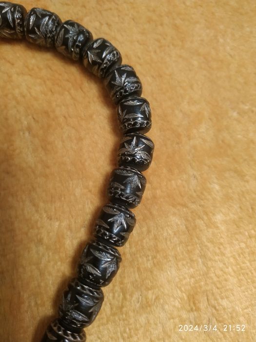 Сувенирные чётки.