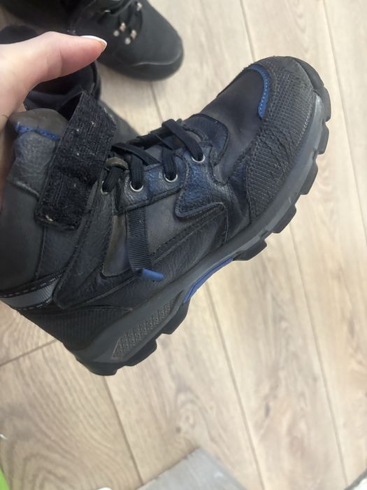 Продаю зимние ботинки для мальчиков