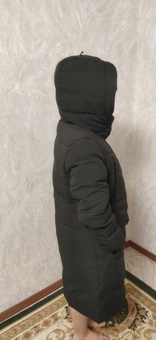 Продам куртку женскую