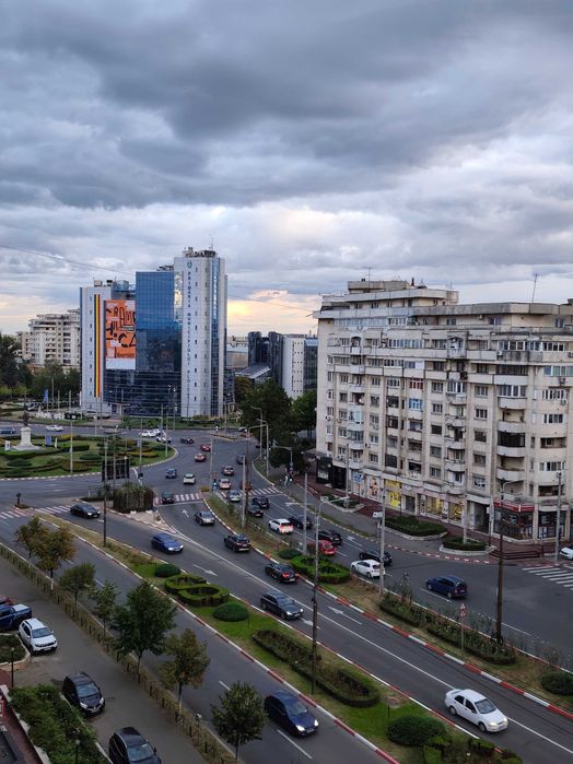 Inchiriere apartament 3 camere zona centru Ploiesti