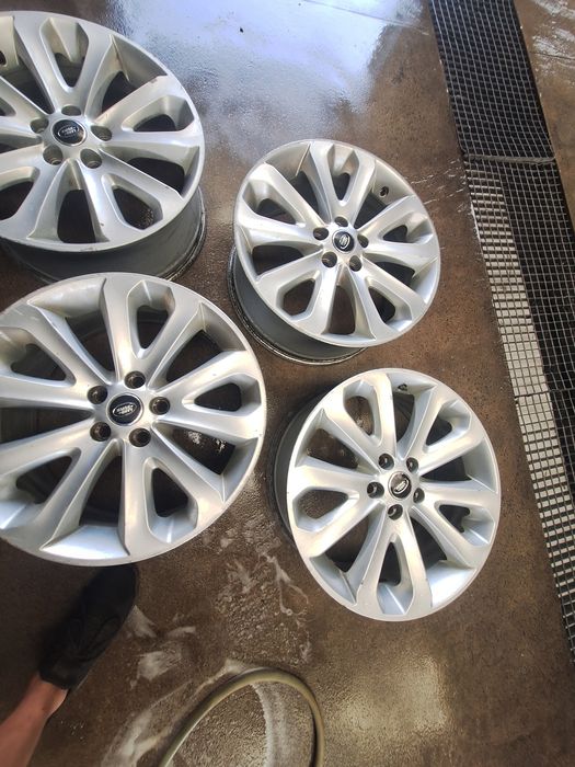 Jante aliaj r20 Land Rover Montaj Gratuit