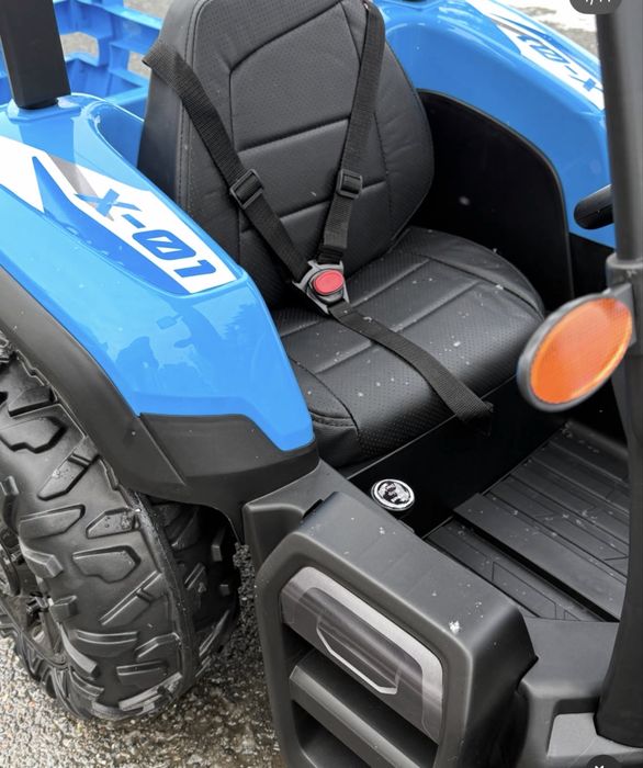 Караганда синий трактор с крышей детский машинка