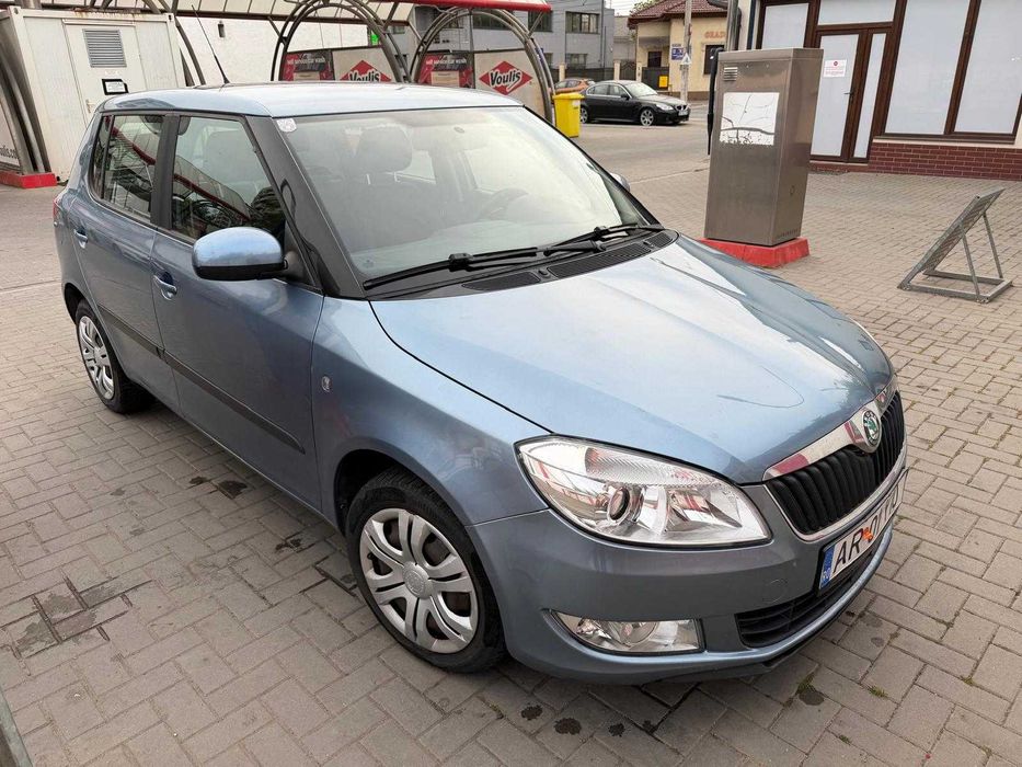 Vind Skoda Fabia 99.000 km.