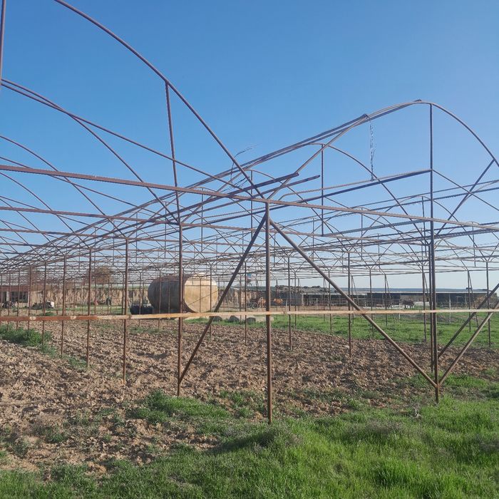 Теплица сатылады тек каркасы сатылады