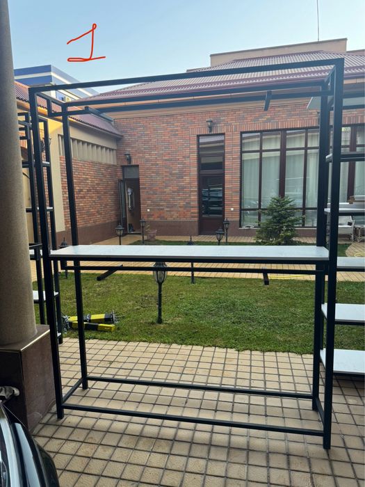 Продам стеллажи для магазина.