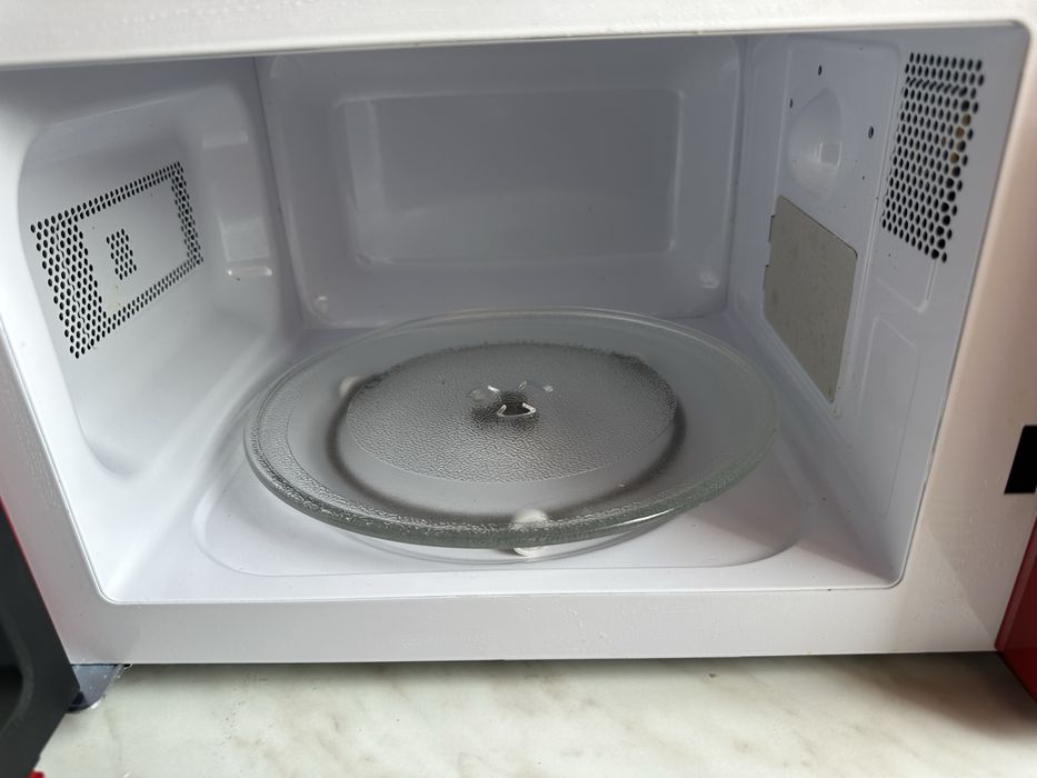 Cuptor cu microunde Myria