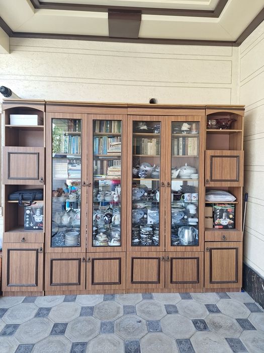 Срочно продаётся стенка