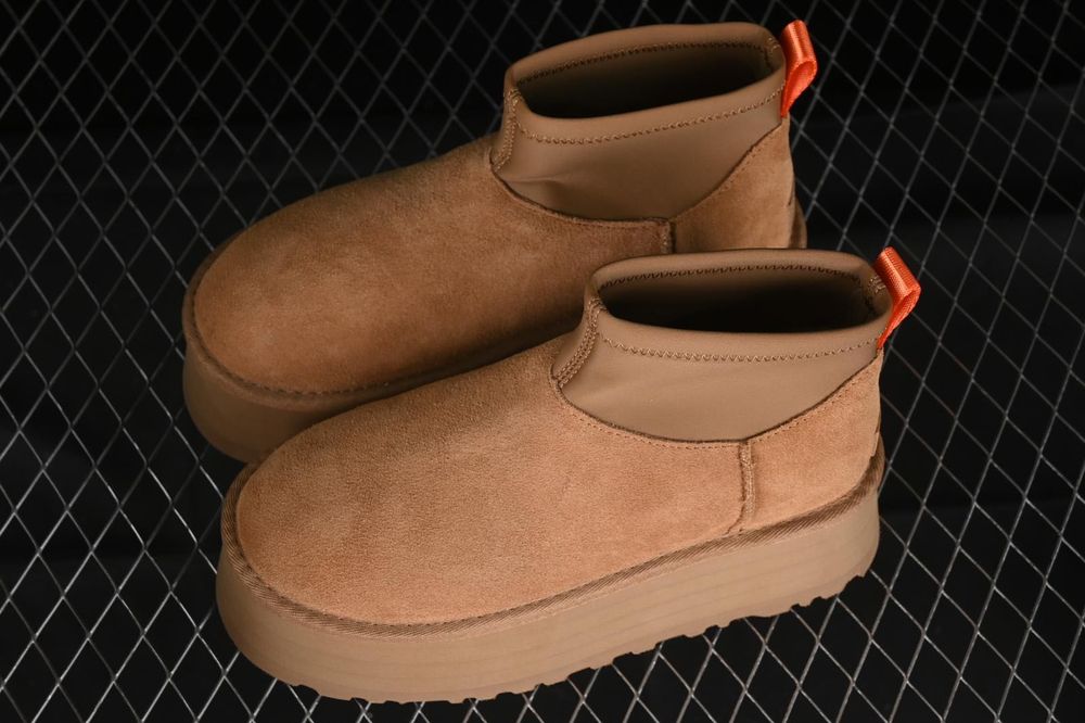 UGG mini dipper stoc limitat!!!