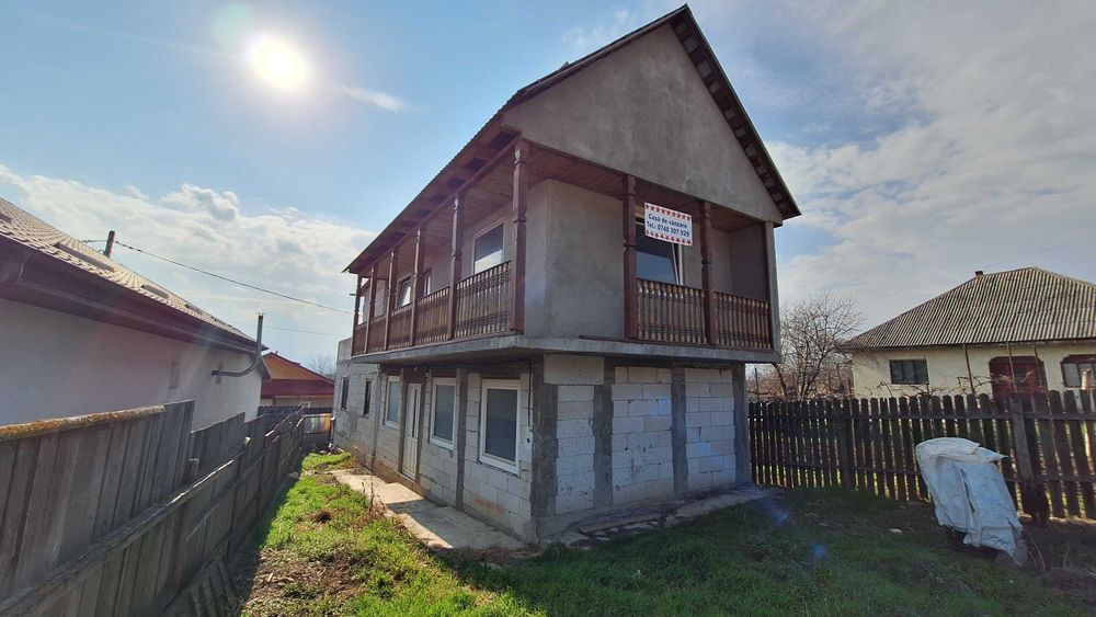 Casă de Vânzare, Costişa, România