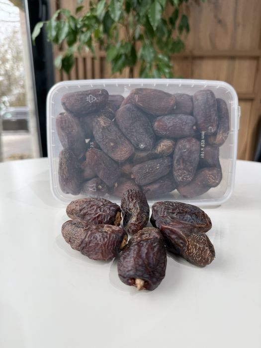 Финики в боксах 550г