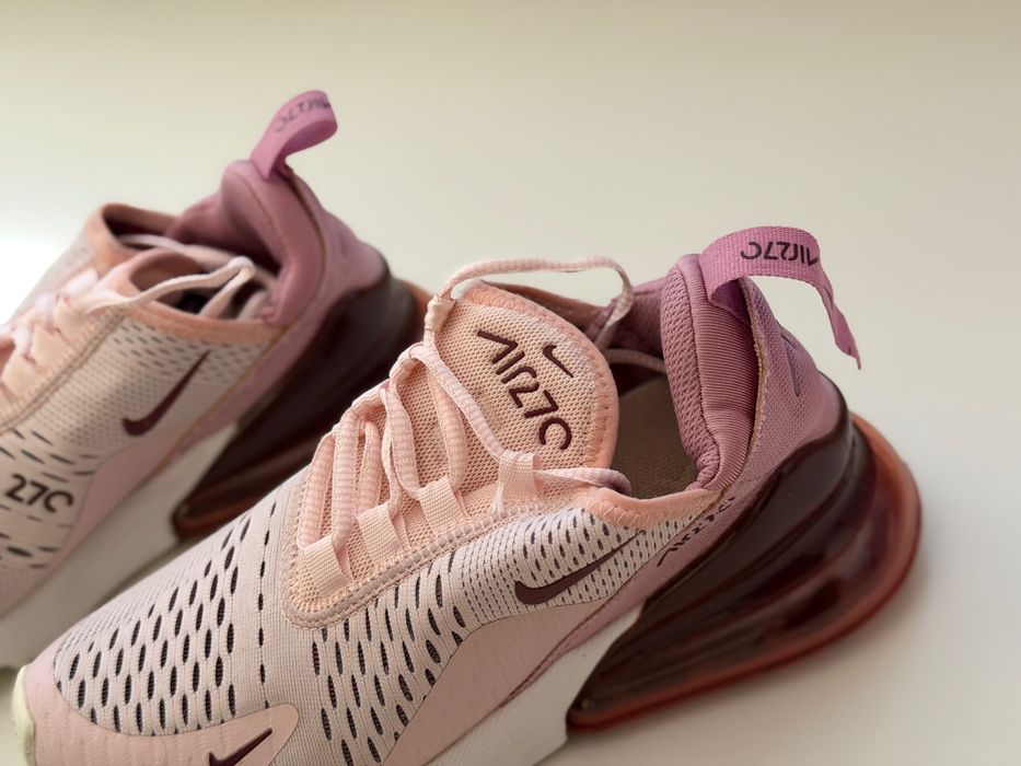 Дамски маратонки Nike Airmax 270