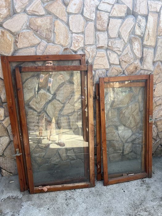 Дървена дограма, дървени врати и прозорци