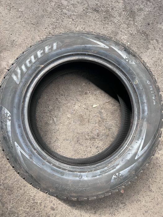 Шины 205/60/16 липучка