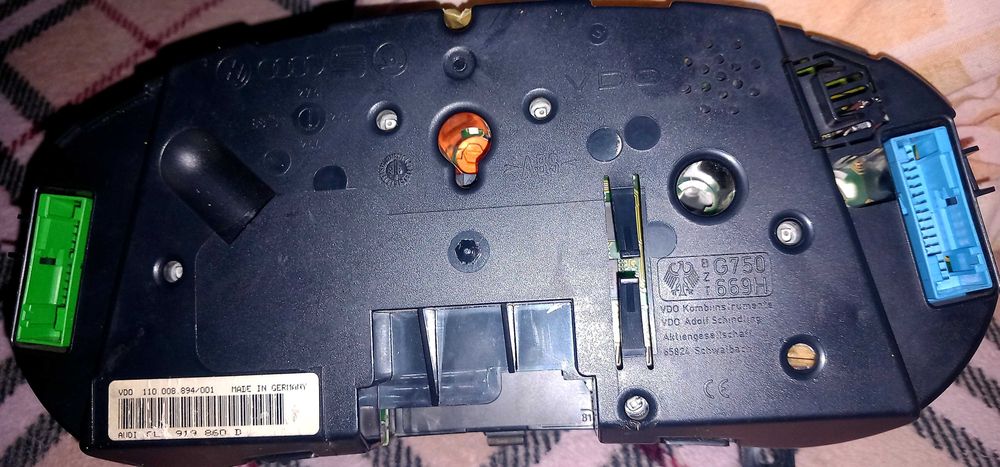 Части от ауди а3 8л