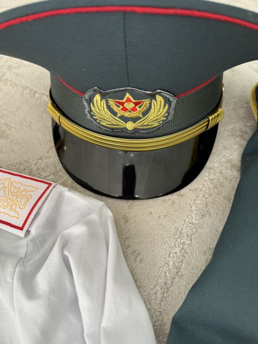 Парадный форма сатылады……