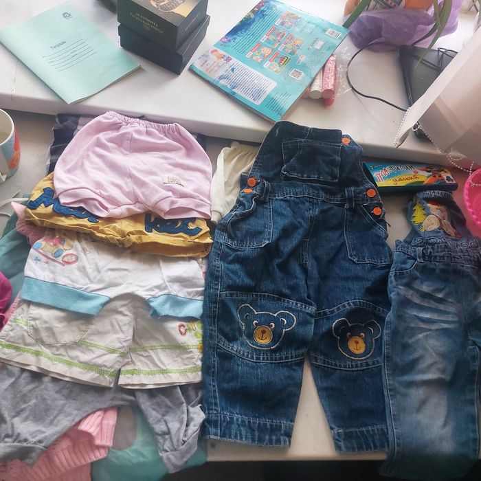 Отдам детские вещи на девочку от 3до4 лет