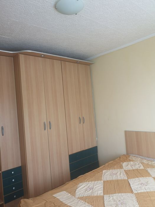 Închiriez ap zona Nufarul