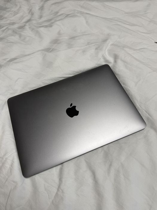 Macbook pro 13 2022